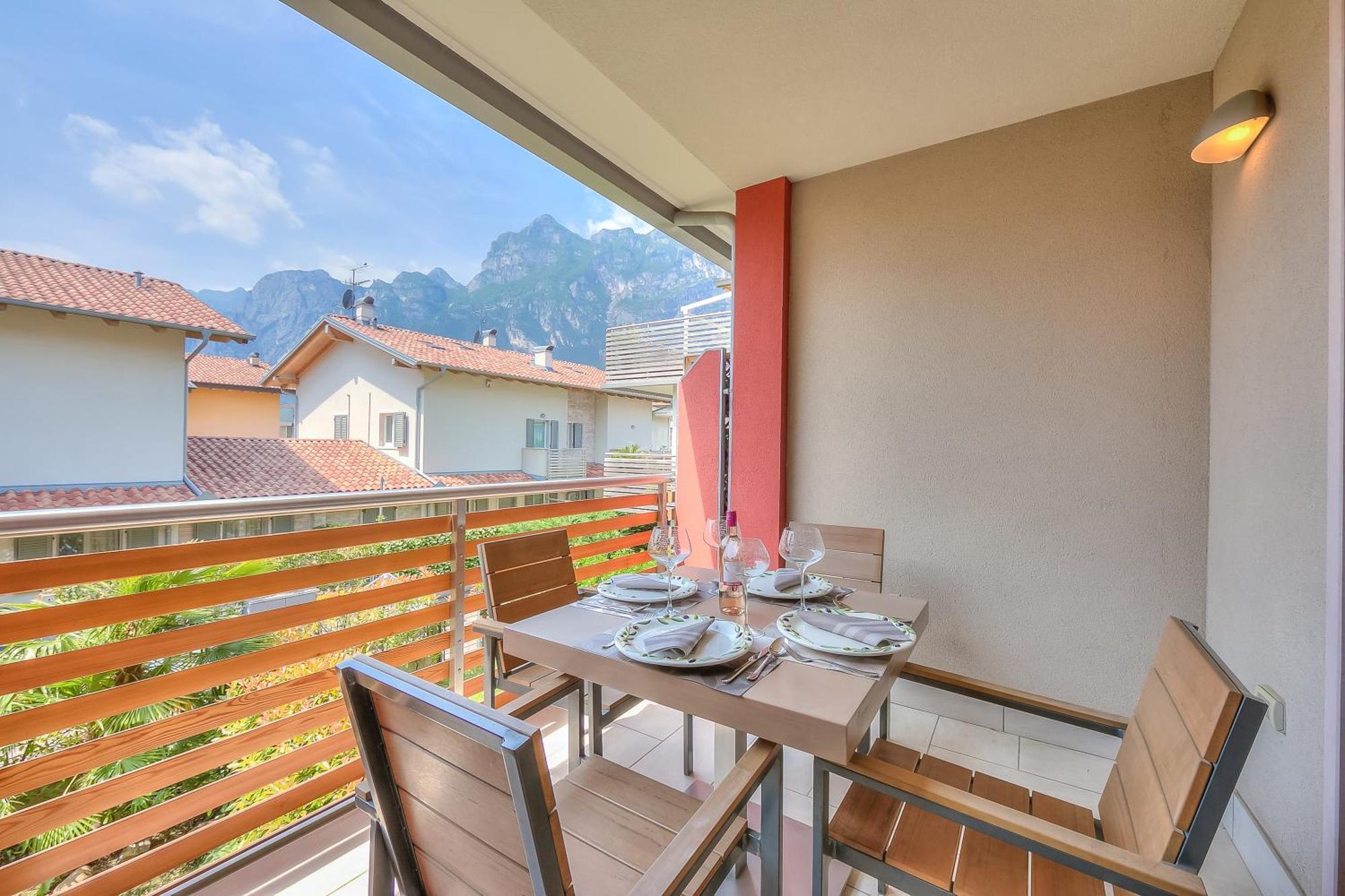 Casa Margherita Few Minutes From Lake - Happy Rentals Рива дел Гарда Екстериор снимка