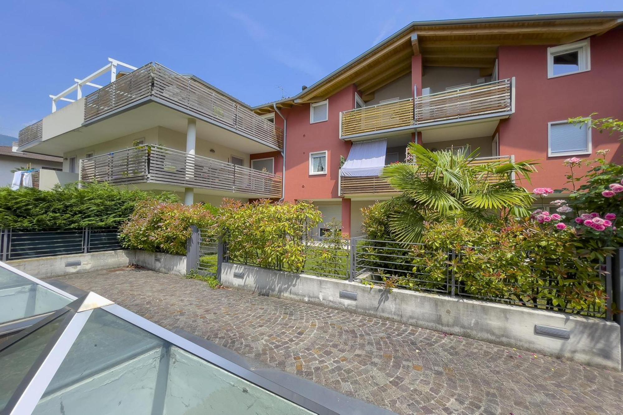 Casa Margherita Few Minutes From Lake - Happy Rentals Рива дел Гарда Екстериор снимка
